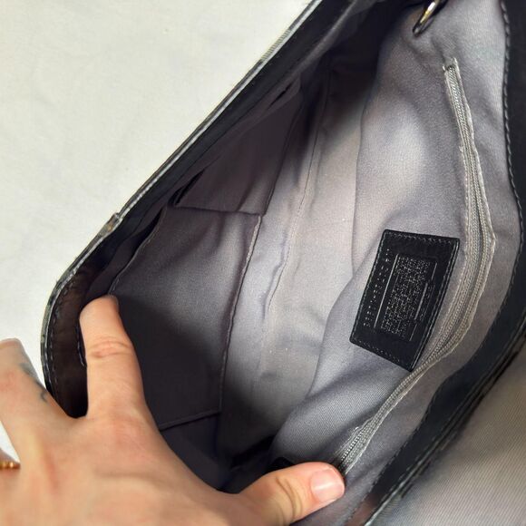 Y2K Black Canvas Coach Chelsea Optic Signature Flap Shoulder Purse - Style 10993 - Picture 6 of 8